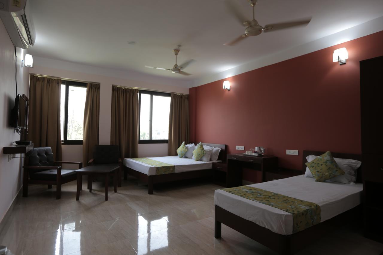 Yaksha Holiday Home สิริกุรี ภายนอก รูปภาพ
