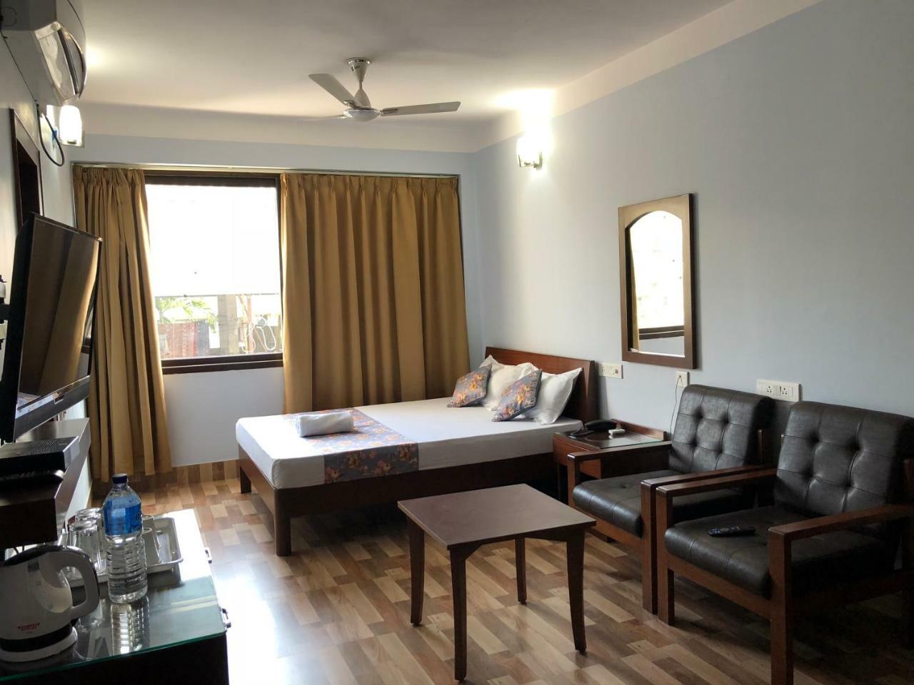 Yaksha Holiday Home สิริกุรี ภายนอก รูปภาพ